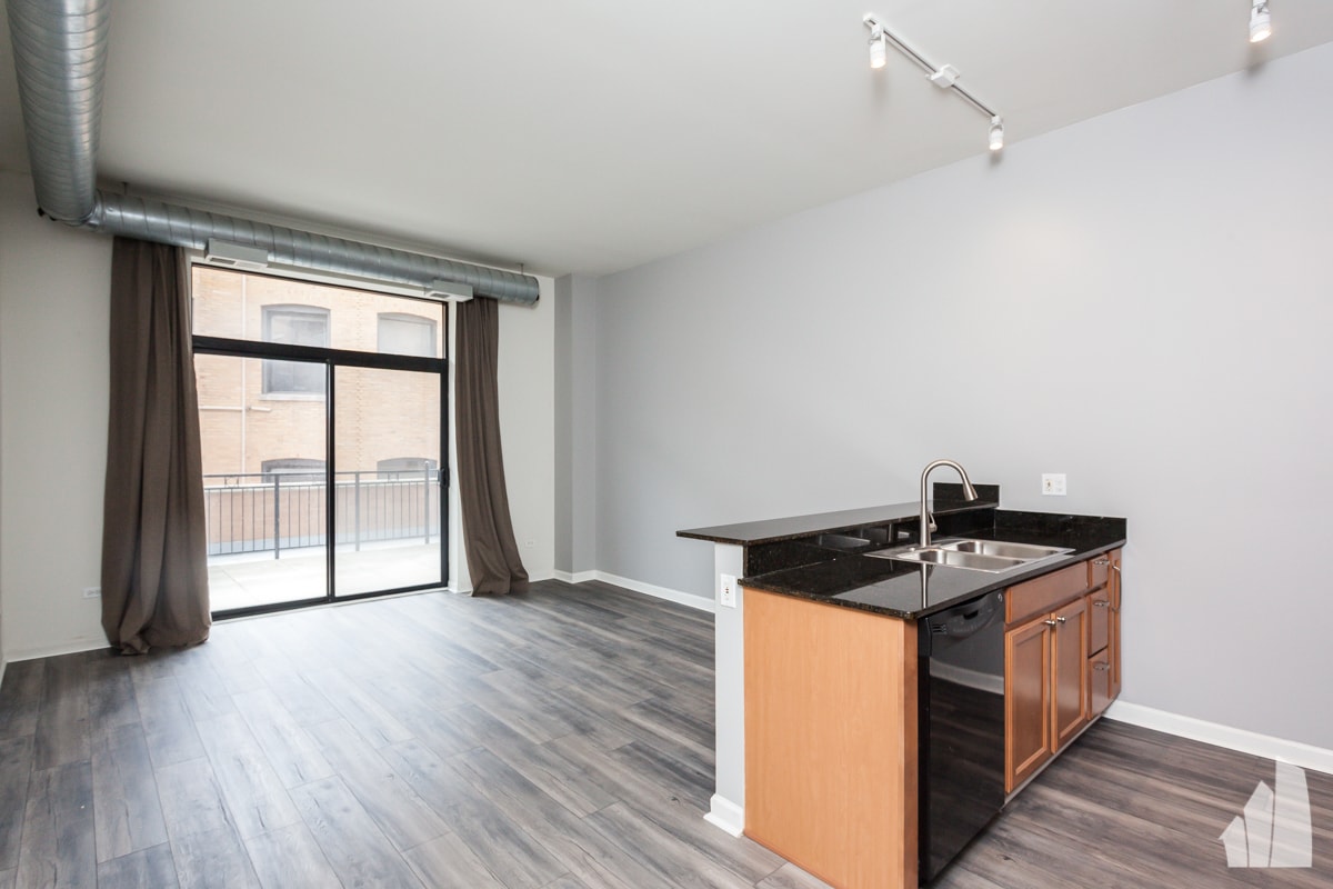 Foto principal - 950 W Leland Ave