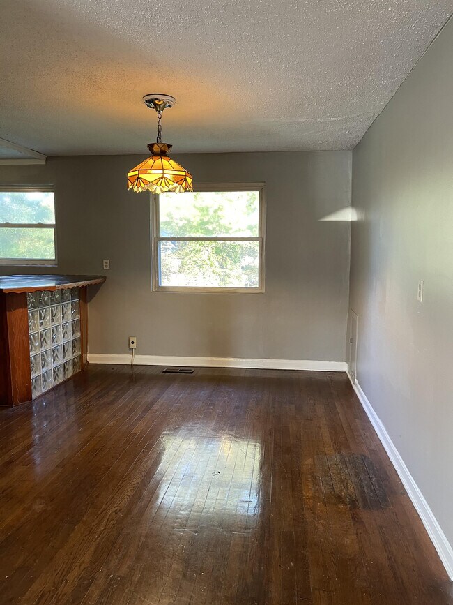 Foto del edificio - 553 Arlington Ave