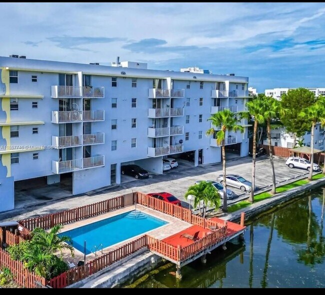 Building Photo - 80 S Shore Dr