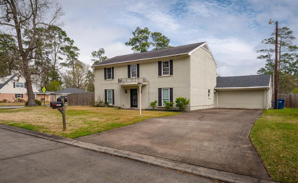 Foto principal - 28810 Pine Hill Dr