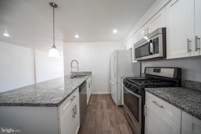 Foto del edificio - 3167 Ryerson Cir