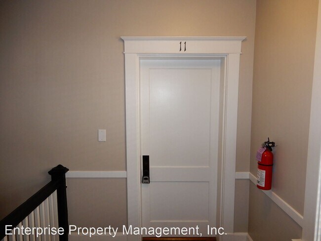 Foto del edificio - 2 br, 1 bath House - 1118 Poplar Ave  APT 11