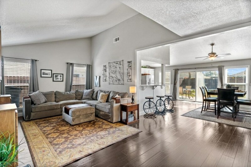 Foto principal - 2938 Renee Ct