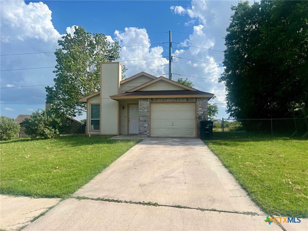 Primary Photo - 907 Haynes Dr
