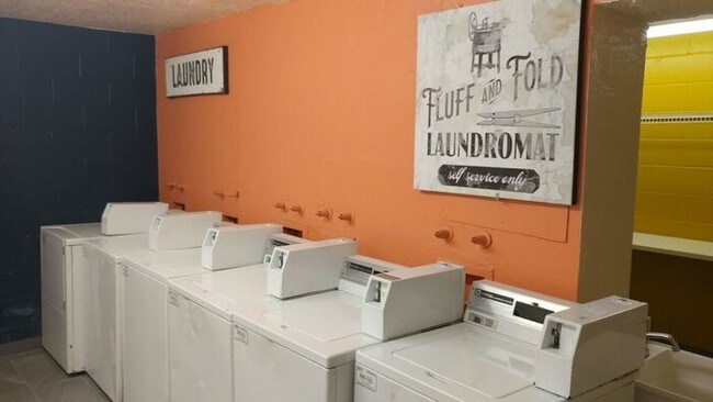 Foto del edificio - 2 Bedroom, Available Now! First Month Free**