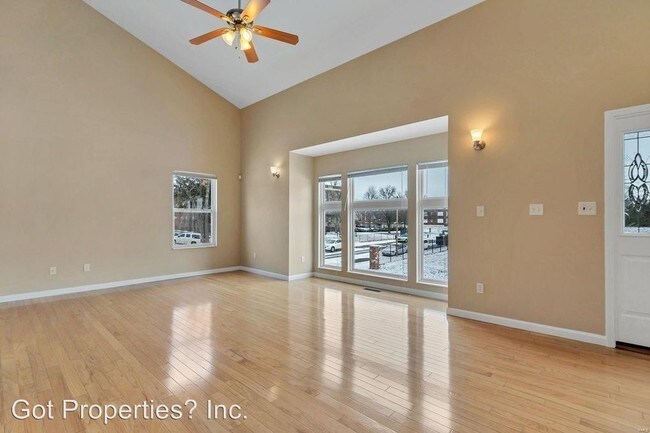 Building Photo - 1 Cabanne Townhome Drive