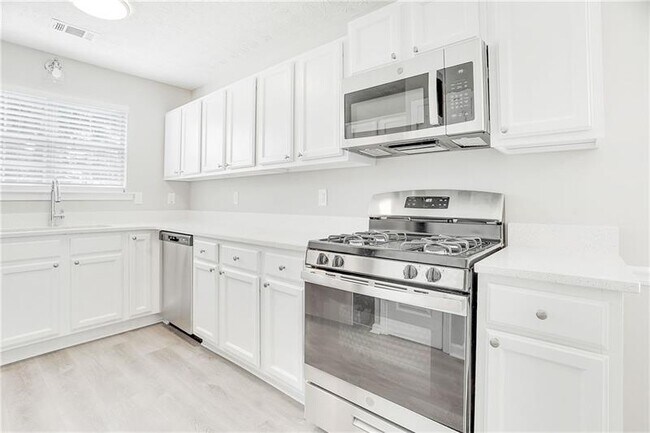 Foto del edificio - 70 N Greenfield Cir