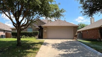 Building Photo - 5823 Sunny Meadow Ln