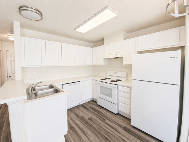 Building Photo - 2835/2837/2839 N 14th Pl
