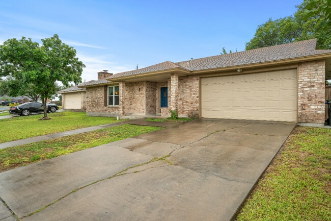 Foto del edificio - 13737 River Canyon Dr