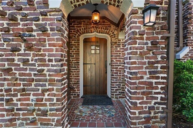 Foto del edificio - 1355 Harvard Rd NE