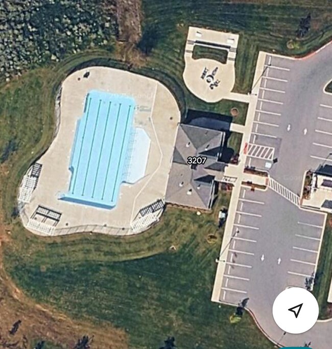 Foto del edificio - 3717 Clementine Ln