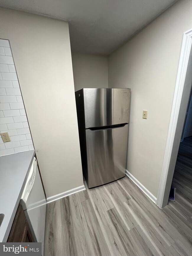 2049 Lucas Ln, Voorhees Township, NJ 08043 Room for Rent in Voorhees