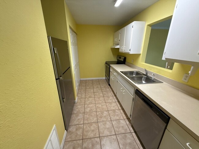 Foto del edificio - 1910 NW 12th Ave