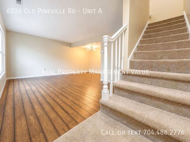 Foto del edificio - 6236 Old Pineville Rd