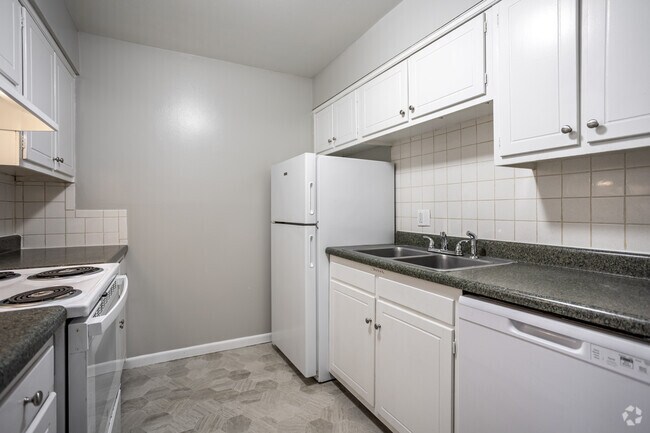 2 habitaciones, 1 baño - 960 pies cuadrados - Colonial - Cocina - West Gate Terrace