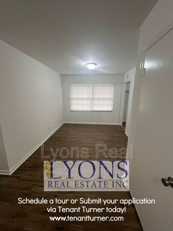 Building Photo - 2517 Deborah Dr