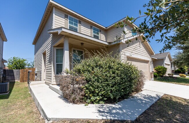 Building Photo - 3534 York Crest