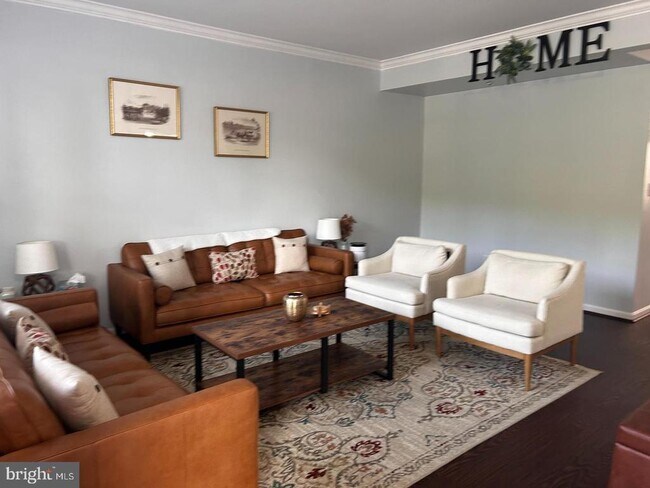 Foto del edificio - 318 Red Haven Ct