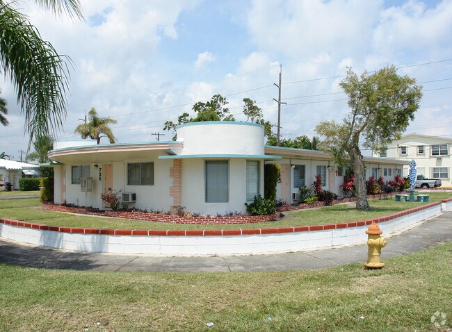 Foto del edificio - 725 NE 7th St