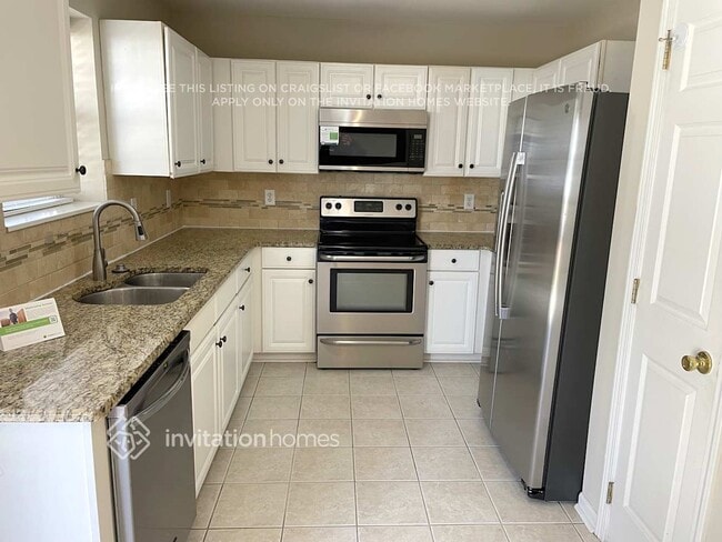 Building Photo - 12601 Cedar Crossings Dr