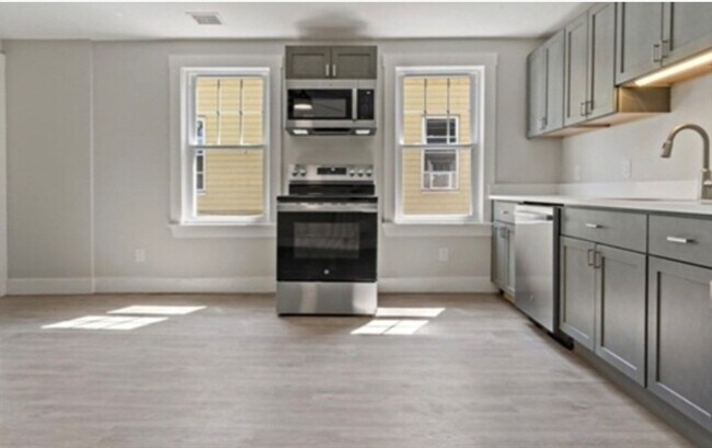 Foto del edificio - 1540 Purchase St