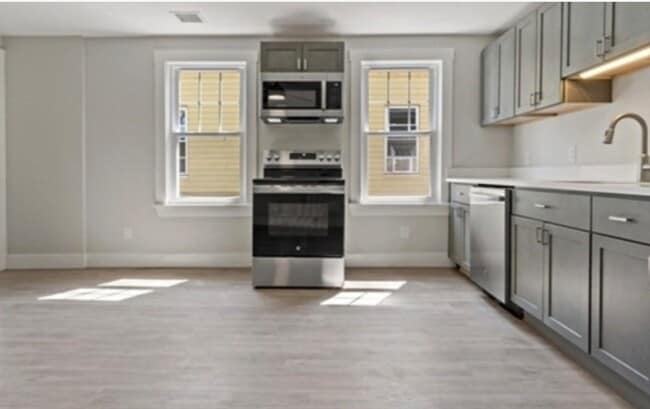 Photo - 1540 Purchase St Apartment