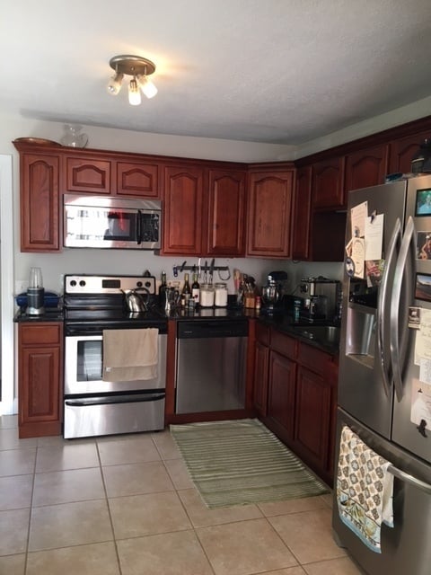 Photo - Charming Cottage in Sylvan Heights with Hardwood Floors, Granite Counter Tops, Fenced Yard, 2.5 M... House