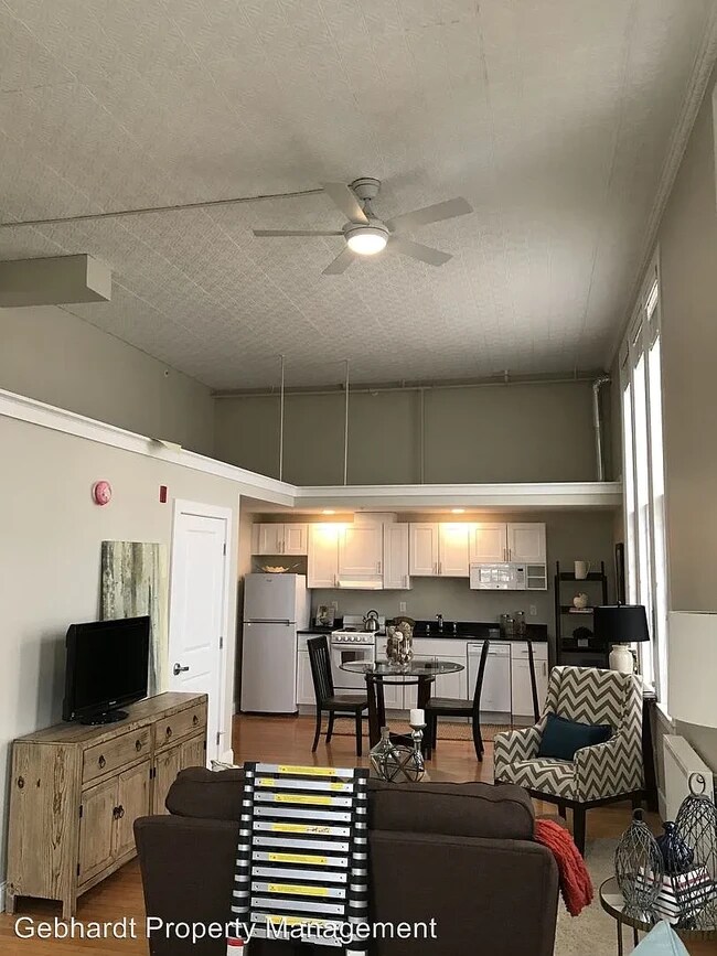 Foto del edificio - 3 Pleasant Ave