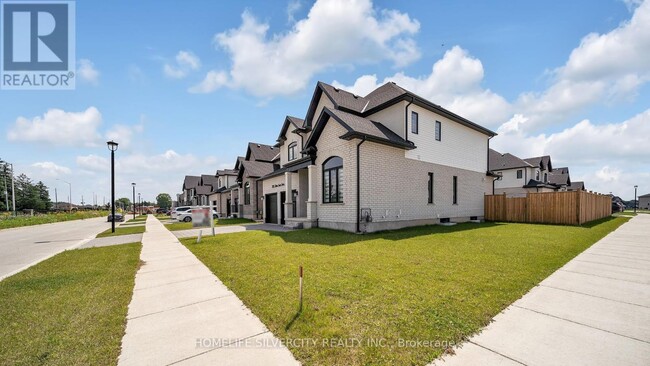 Photo du bâtiment - 7213 SIlver Creek Cir