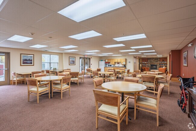 Sala comunitaria - Legacy Manor of Waterloo - 55+ Living