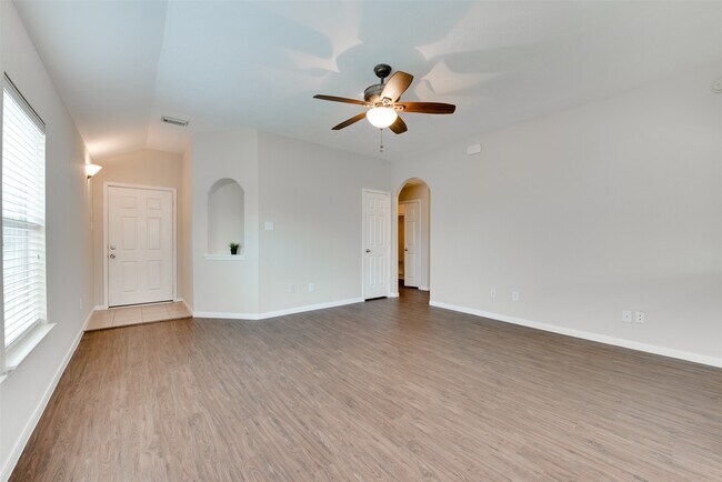 Foto del edificio - 19310 Golden Cactus Ln