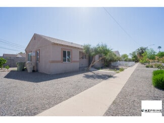 Building Photo - 5517 W Palmaire Ave