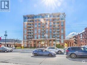 Building Photo - 2772-2772 Keele St
