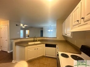 Building Photo - 5305 Walden Park Dr