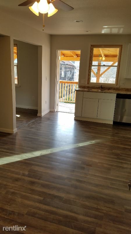Foto del edificio - 14181 Grove St