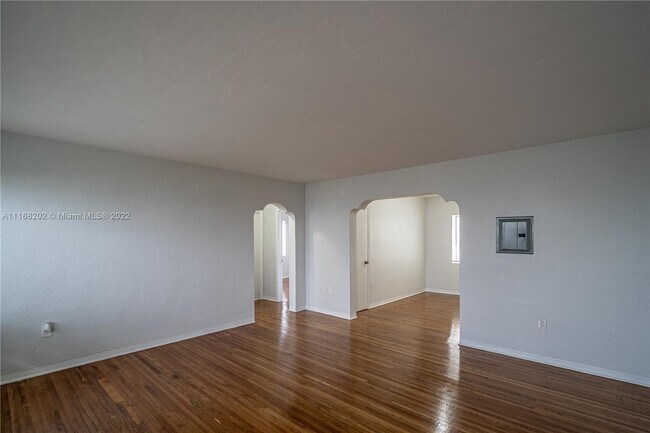 Building Photo - 7711 Dickens Ave