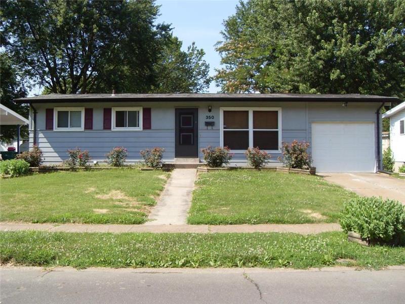 Primary Photo - 350 Moule Dr