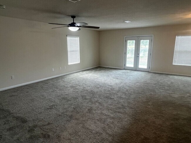 Foto del edificio - 239 Brooklet Cir