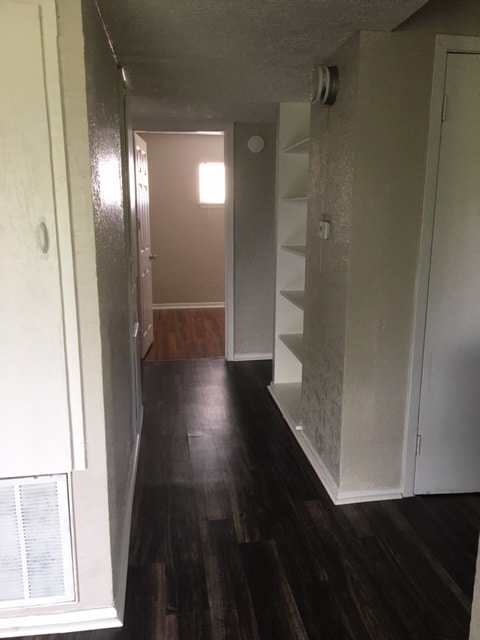 Building Photo - 3500 Decker Dr