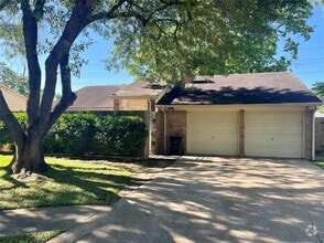 Building Photo - 22615 Indian Knoll Dr