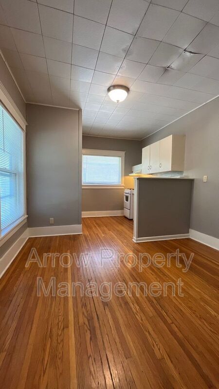 Foto del edificio - 1801 E St