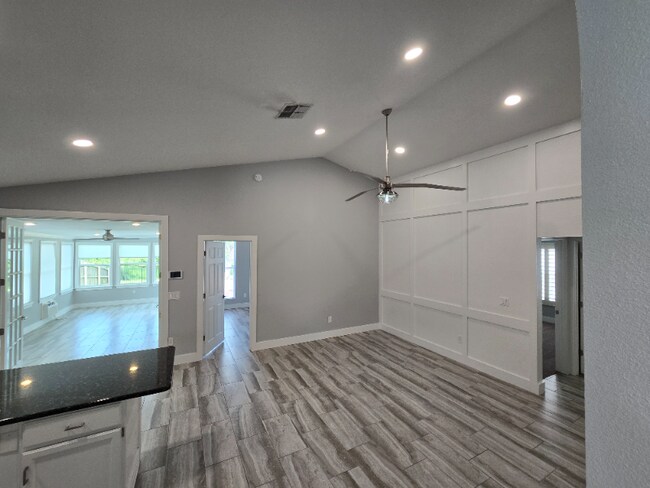 Building Photo - 1636 Slash Pine Pl