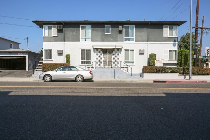 Primary Photo - 1105 N Garfield Ave