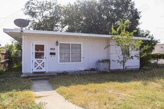 Building Photo - 102 Shrine Ave