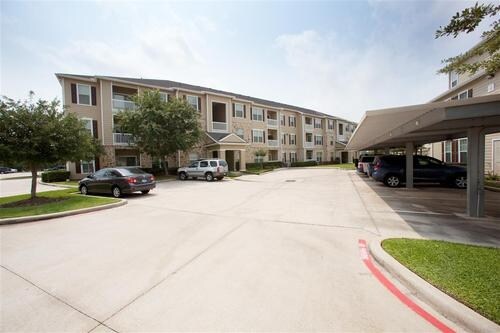 Área de estacionamiento - Camden Downs At Cinco Ranch