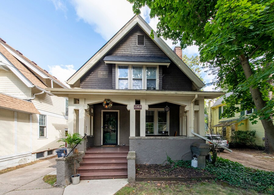 Primary Photo - 1145 S. Forest-1145SF
