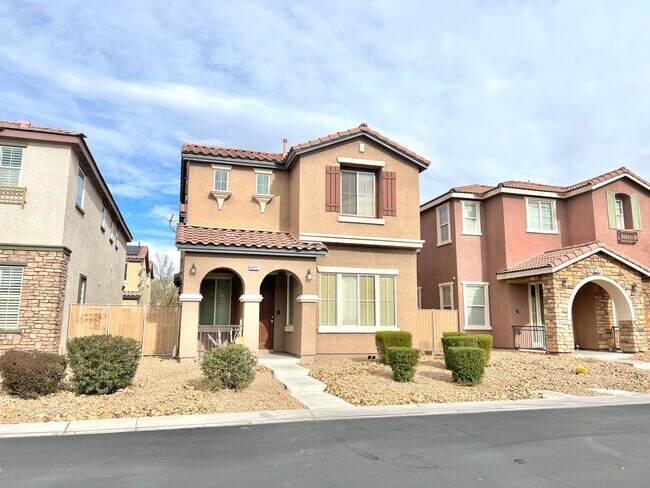 Building Photo - 8612 Splendid Leaf Ct - 4 bedrooms ,  2.5 ...
