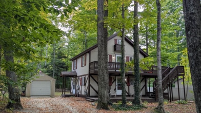 Building Photo - 2552 E Birch Pl