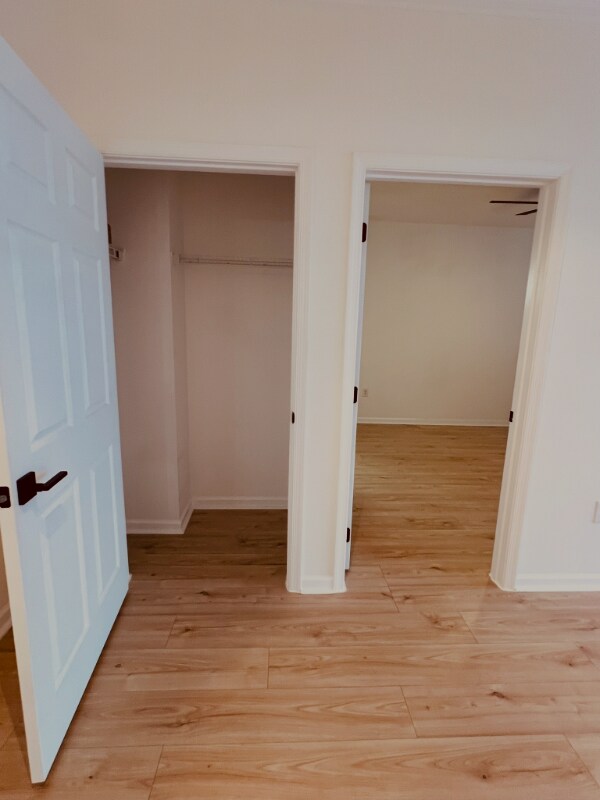 Foto del edificio - 12925 Centre Park Cir